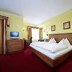 Untersberg Hotel 4*