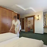 Hotel Untersberg 4*
