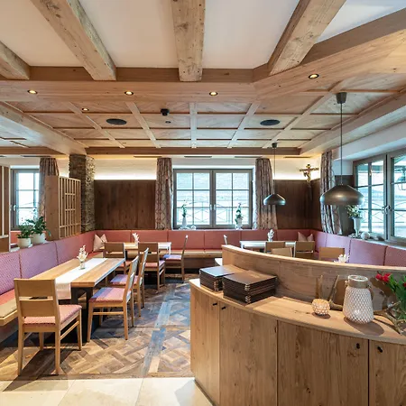 Hotell Untersberg Sankt Leonhard (Grodig)